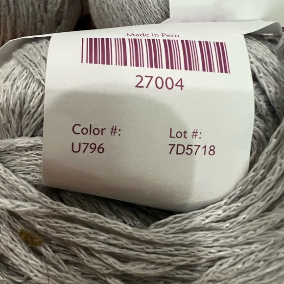 Knit Picks Lindy Chain Yarn -3 skeins in Mist color - Picture 7 of 7